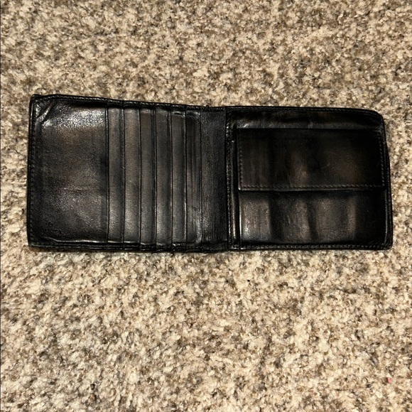 Gucci Wallet - Picture 16 of 16